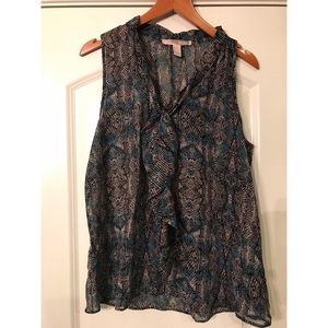 Printed sleeveless blouse